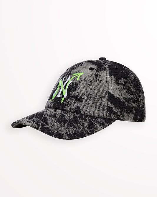 NYY Moon Dad Hat – Black Acid Wash