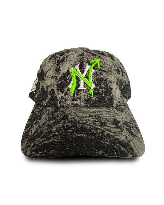 TTM - NYY Moon Dad Hat